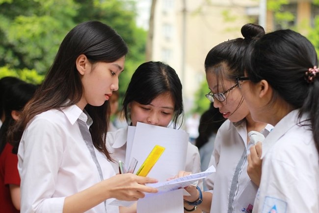 Cách nào để đổi mới đề thi môn Ngữ văn
