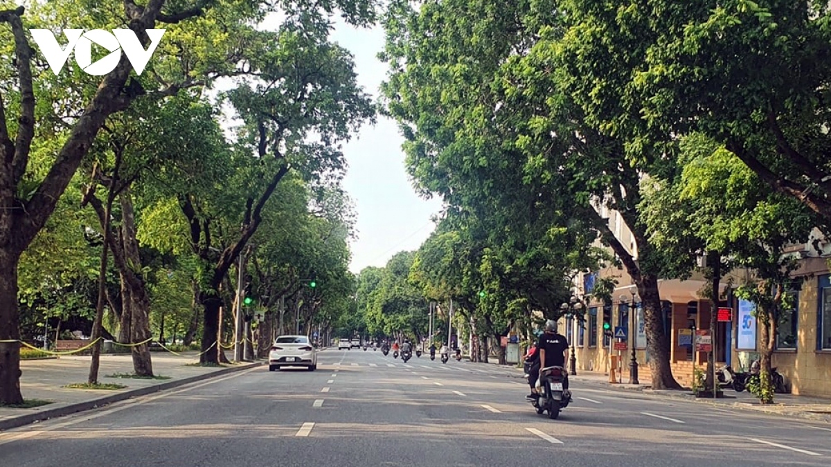 Dự báo thời tiết ngày 12/11: Bắc Bộ ngày nắng, đêm và sáng sớm trời lạnh