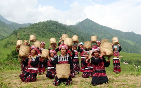 Hệ thống tín ngưỡng đa dạng phong phú của đồng bào Nùng Dín