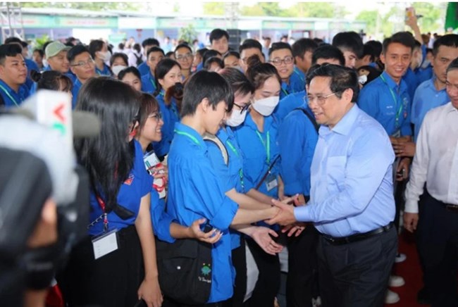 Sáng nay, Thủ tướng Phạm Minh Chính đối thoại với thanh niên về chủ đề “Xây dựng nguồn nhân lực trẻ chất lượng cao đáp ứng kỷ nguyên 4.0”