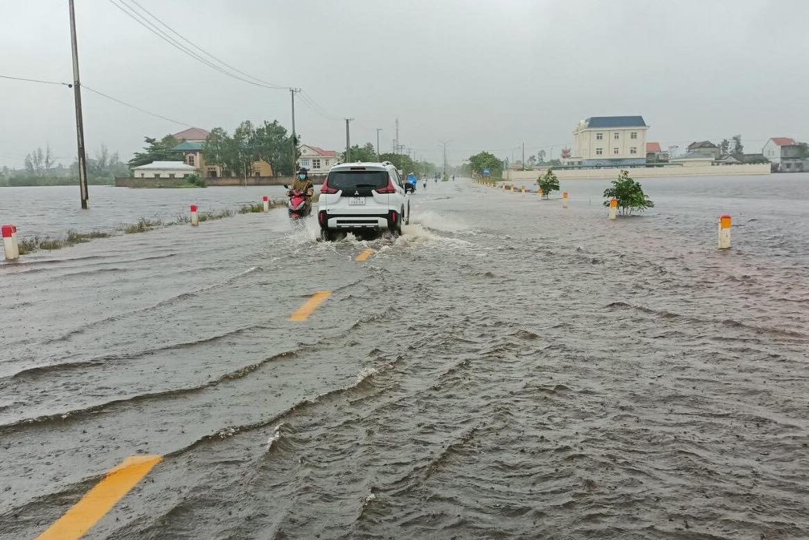 Dự báo thời tiết ngày 22/9: Mưa lớn ở đồng bằng Bắc Bộ khả năng kéo dài đến 24/9