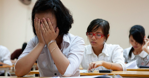 Áp lực nào khiến nhiều trường ép học sinh bỏ thi?