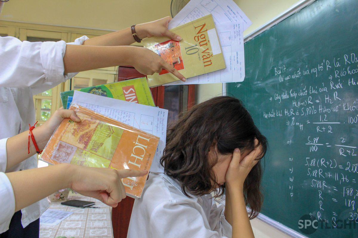 Đừng tạo áp lực vì năng lực học tập không chỉ quy đổi bằng điểm số