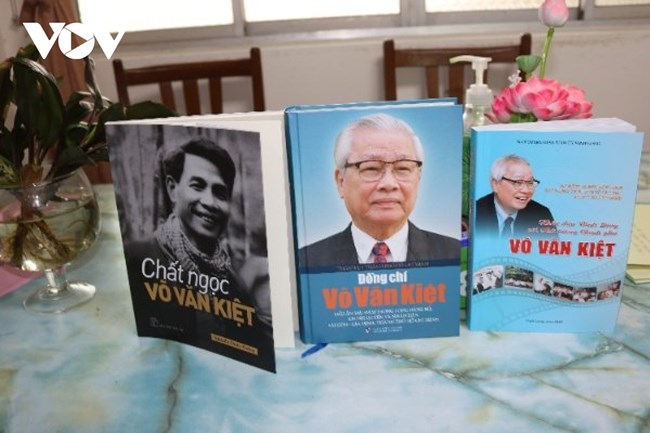 Vĩnh Long tổ chức trọng thể Lễ kỷ niệm 100 năm ngày sinh Thủ tướng Võ Văn Kiệt. Đài TNVN tường thuật trực tiếp sự kiện này
