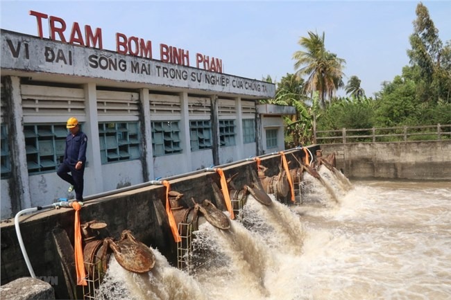 Các tỉnh hạ lưu đồng bằng sông Cửu Long chủ động ứng phó mặn xâm nhập
