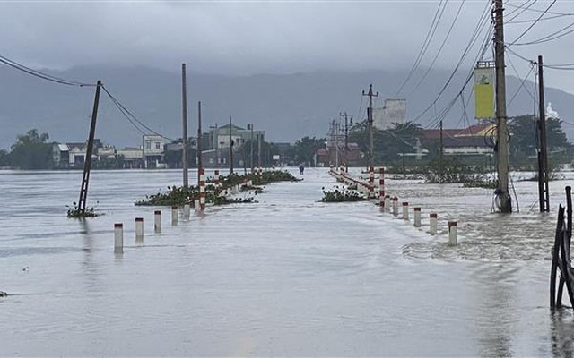 Dự báo thời tiết ngày 27/11: Mưa lớn cục bộ tiếp diễn ở khu vực Trung Bộ