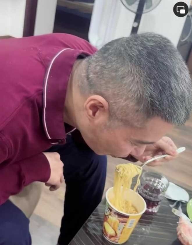 Vợ vắng nhà, Công Lý tự giác làm điều này, được Ngọc Hà khen nức nở
