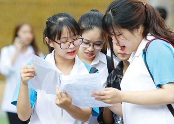 Xét tuyển năm 2024: Thí sinh chuộng tham gia thi riêng để xét tuyển đại học