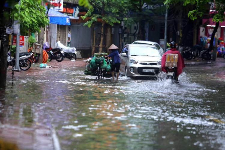 Dự báo thời tiết ngày 24/4: Bắc Bộ, Thanh Hóa và Nghệ An có mưa to