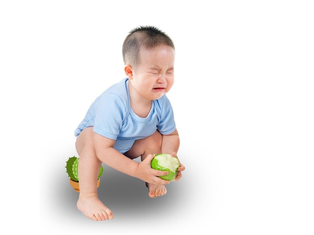 Trị táo bón cho trẻ tại nhà - Coi chừng sai các