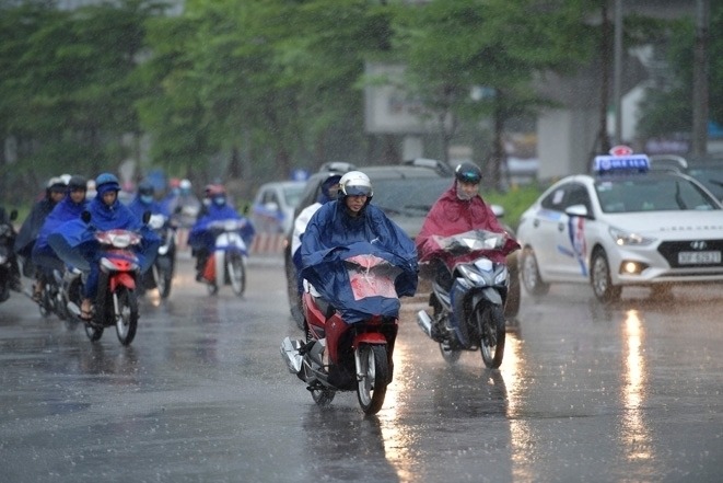 Dự báo thời tiết ngày 15/5: Hà Nội có mưa rào và dông vài nơi về đêm, ngày nắng