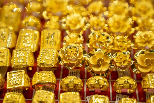 Chính phủ yêu cầu chậm nhất là ngày mai, phải công bố quyết định thanh tra thị trường vàng
