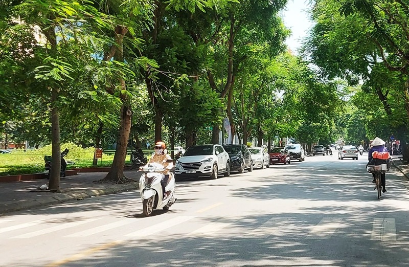 Dự báo thời tiết ngày 22/5: Hà Nội ngày nắng, chiều tối và đêm có mưa dông