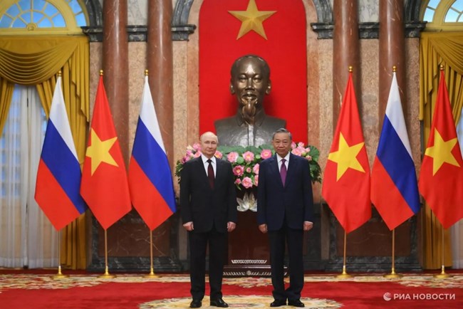Tổng thống Nga Vladimir Putin kết thúc tốt đẹp chuyến thăm cấp Nhà nước tới Việt Nam