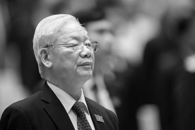 Trong 2 ngày hôm nay và ngày mai 26/7, tang lễ Tổng Bí thư Nguyễn Phú Trọng sẽ được tổ chức trọng thể theo nghi thức Quốc tang