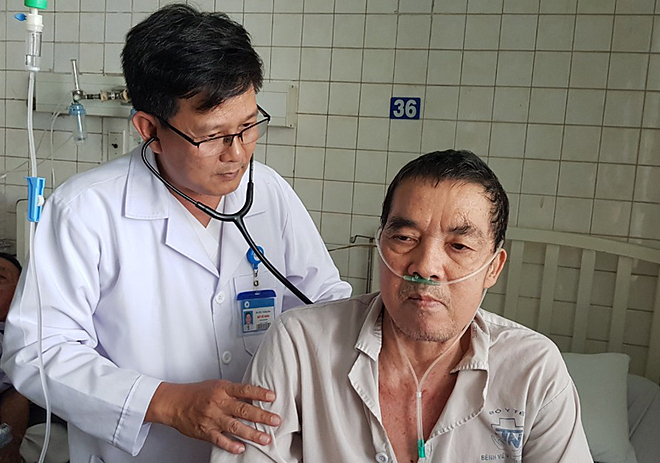 Người mắc bệnh phổi tắc nghẽn mãn tính cần phòng ngừa các đợt cấp như thế nào?