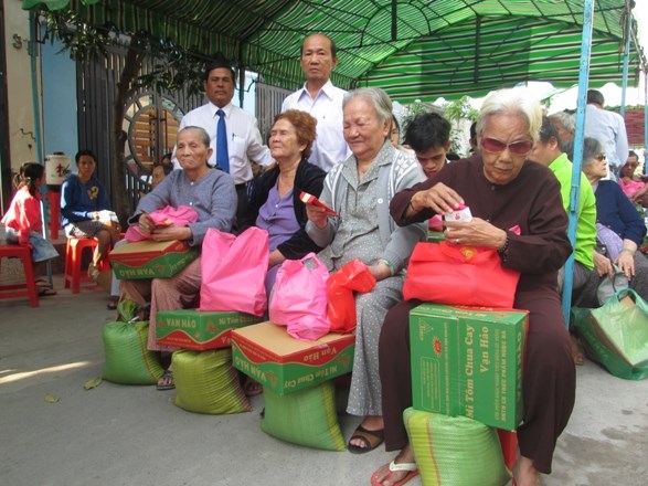 THỜI SỰ 6H SÁNG 18/1/2021: Các địa phương nỗ lực chăm lo Tết cho người lao động và người yếu thế trong xã hội.