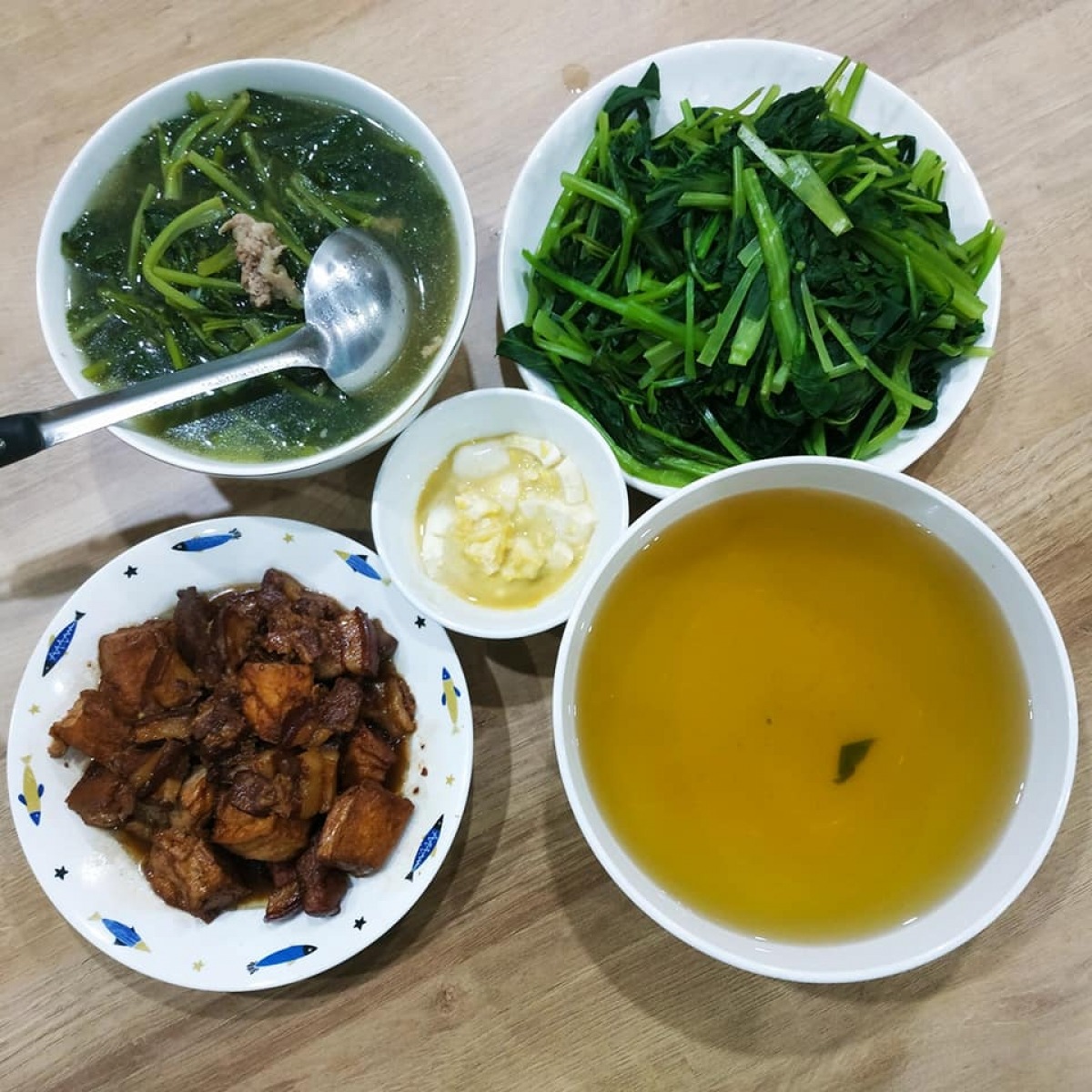 Bác sĩ hướng dẫn cách cân bằng dinh dưỡng cho mâm cơm gia đình