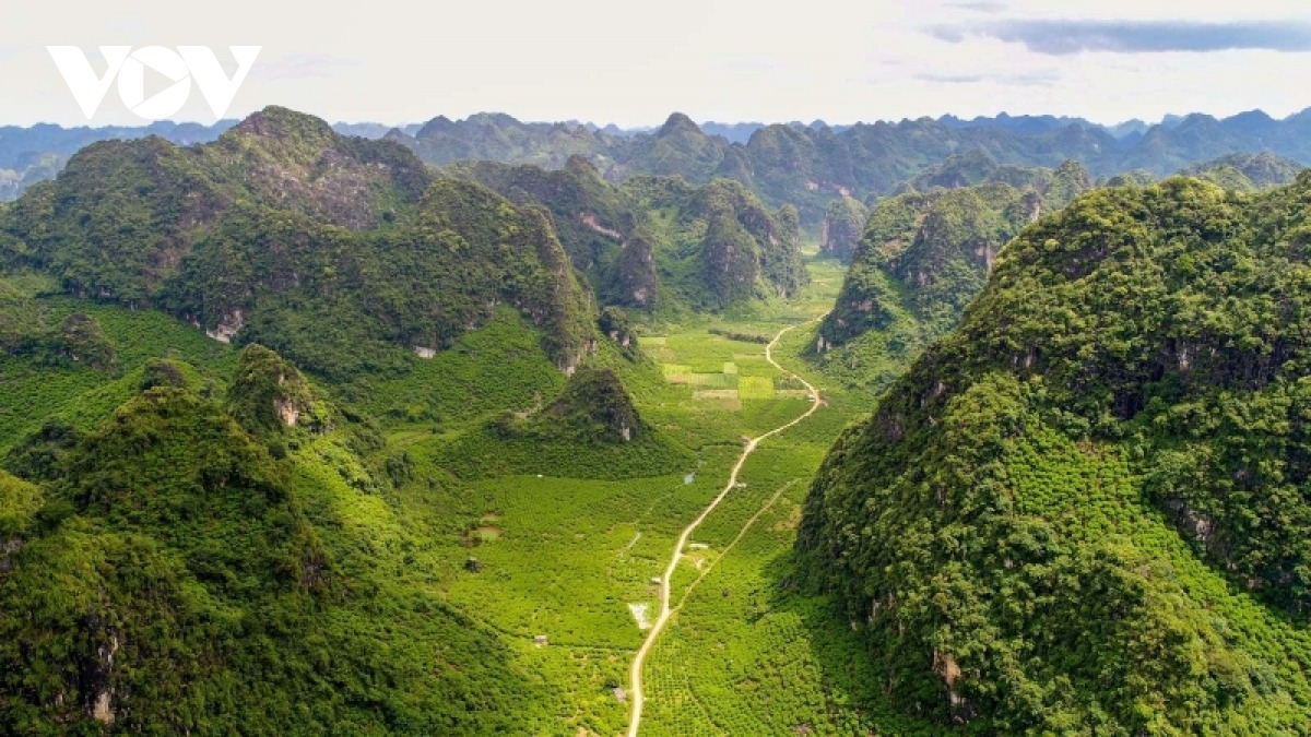 Phát triển Công viên địa chất: Hướng đi mới của du lịch xứ Lạng
