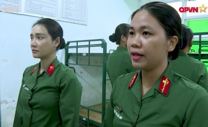 Nhã Phương, Linh Ngọc Đàm, Thiên Ân, Thùy Anh phải xin lỗi… đồng chí giường