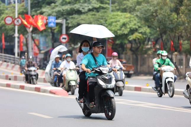 Dự báo thời tiết ngày 11/7: Miền Bắc vẫn nắng nóng gay gắt, chiều tối có mưa