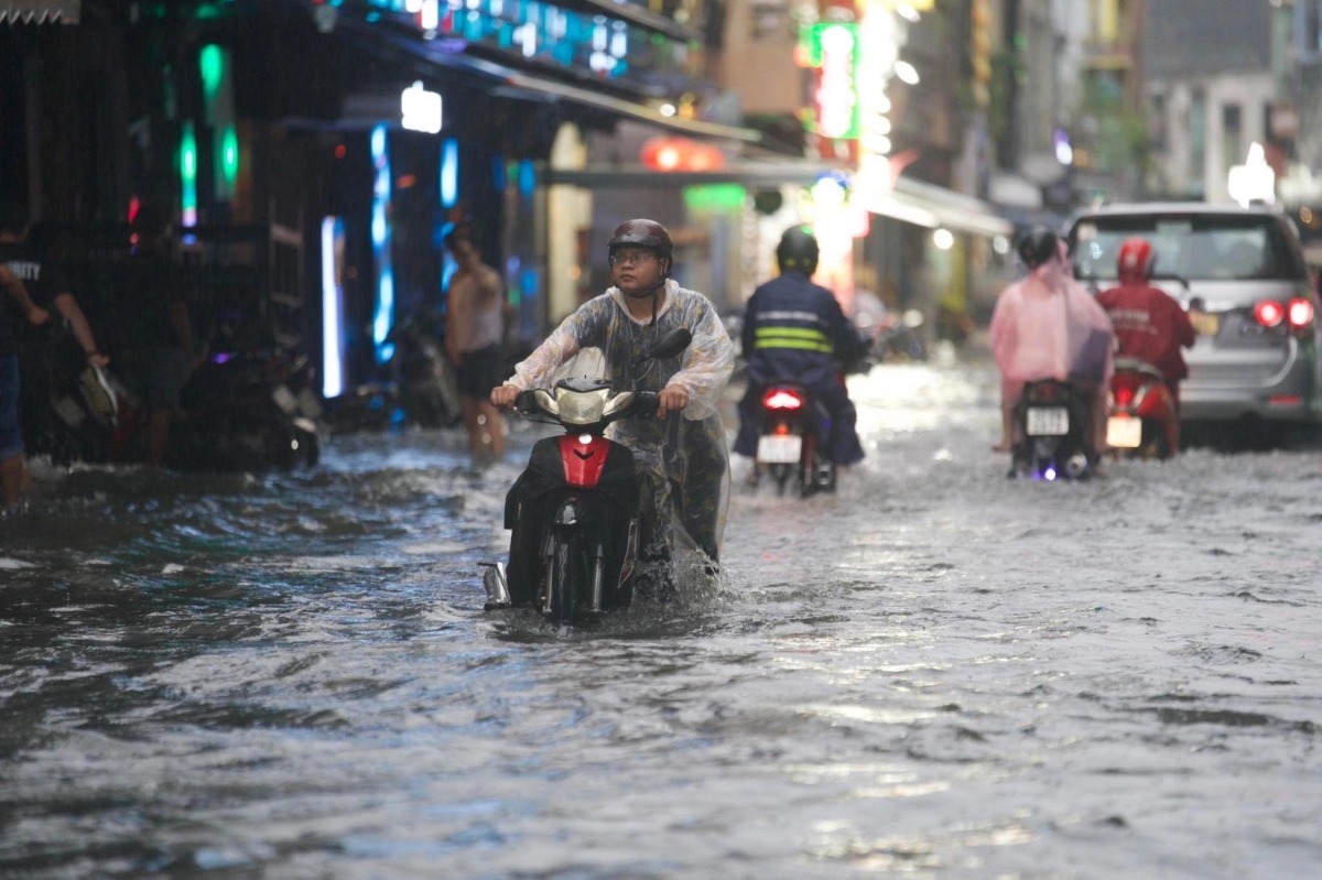 Dự báo thời tiết ngày 2/8: Mưa lớn ở khu vực Bắc Bộ và Bắc Trung Bộ, Tây Nguyên và Nam Bộ