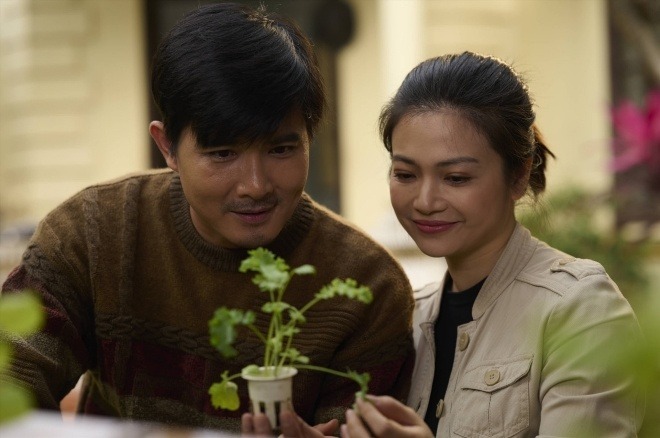 Dâu cả của "Gia đình mình vui bất thình lình" bất ngờ bị "bóc phốt", hóa ra tính cách khác xa trong phim