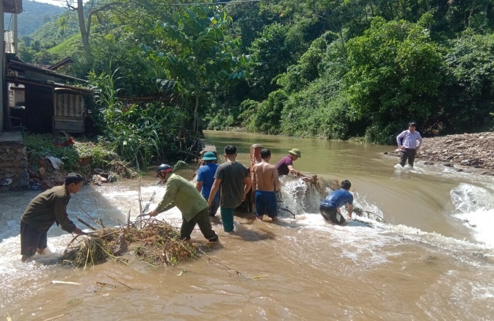Dự báo thời tiết ngày 13/10: Mưa lớn từ Nghệ An đến Quảng Ngãi, đề phòng lũ quét