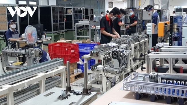 Loạt bài: “Công nghiệp giảm sâu: Nội lực nào hiện thực hóa mục tiêu Nghị quyết 29-NQ/TW của Trung ương về tiếp tục đẩy mạnh Công nghiệp hóa - hiện đại hóa đất nước?”. Bài 1: Công nghiệp giảm sâu: Nguy