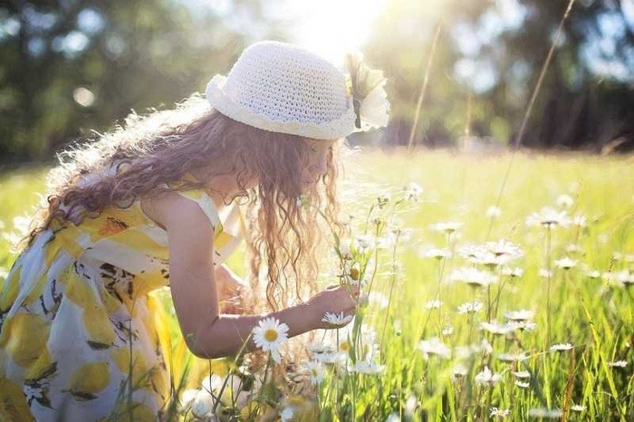 Bạn không cần phải thấy ai đó bất hạnh hơn mới cảm thấy bản thân may mắn