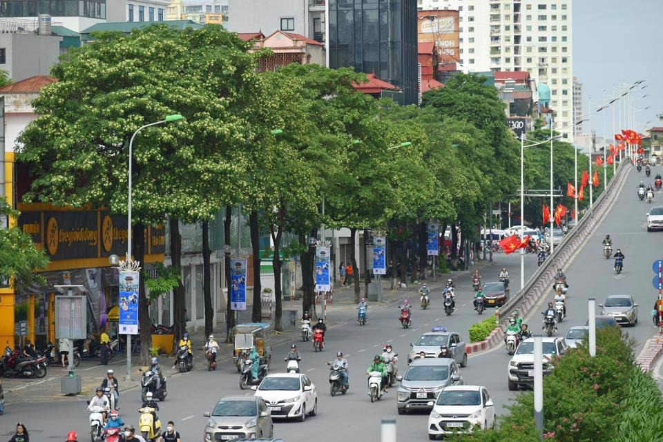 Dự báo thời tiết ngày 15/10: Hà Nội sáng sớm có sương mù, ngày nắng