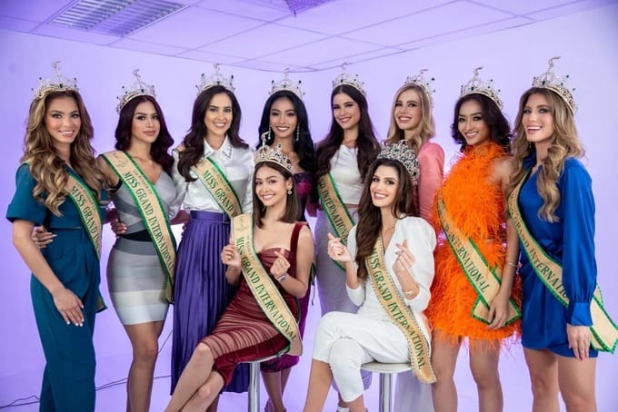 Top 10 Miss Grand 2022 livestream bán vàng, vật phẩm phong thủy, dân tình chê 'ô dề'