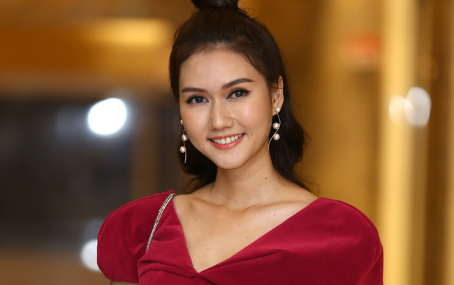 Hương Giang than ế hậu chia tay Đình Tú, dân mạng: "Không cần tỏ ra mạnh mẽ"