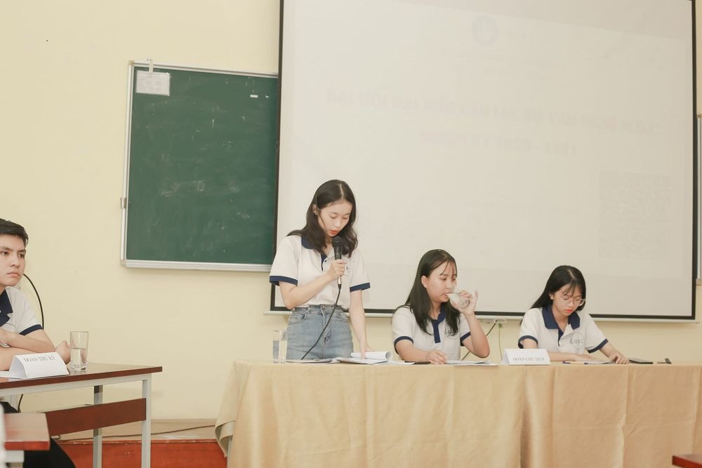 Cán bộ lớp: Chân dung từ nhiều góc nhìn