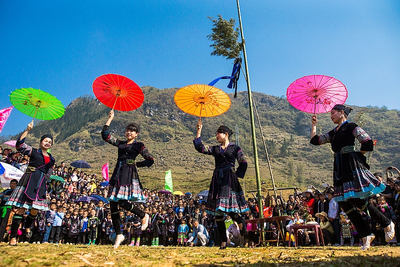 Trải nghiệm lễ hội Gầu Tào của người Mông - Lai Châu