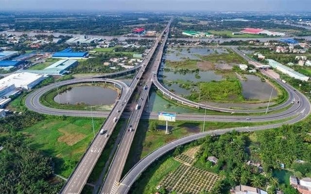 Thủ tướng Chính phủ tiếp tục đôn đốc các bộ, ngành và địa phương đẩy nhanh tiến độ các công trình, dự án quan trọng quốc gia, trọng điểm ngành Giao thông Vận tải