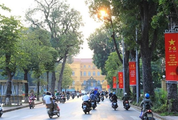 Dự báo thời tiết ngày 12/5: Bắc Bộ có mưa to và dông, Trung Bộ nắng nóng