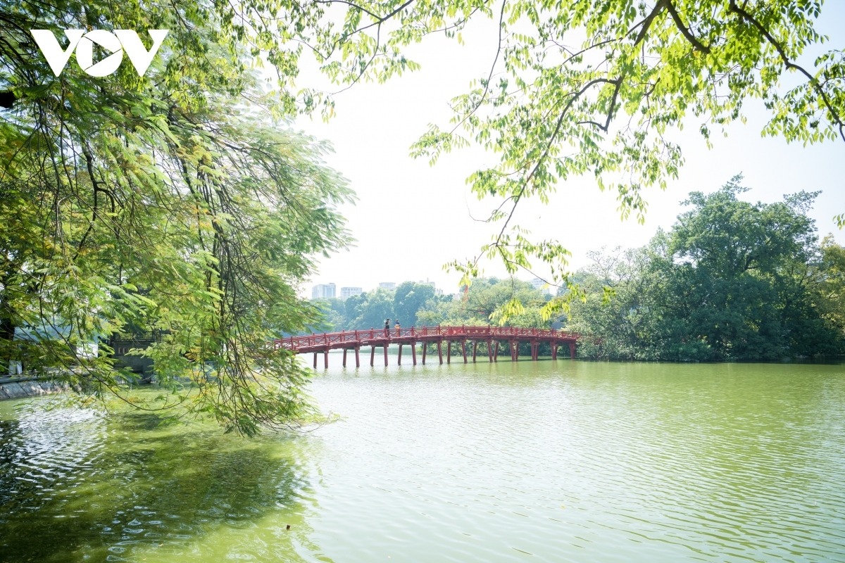 Dự báo thời tiết ngày 23/10: Miền Bắc lạnh về đêm và sáng sớm